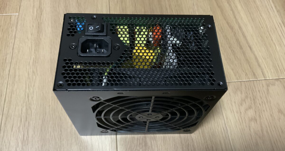 玄人志向の電源ユニット
