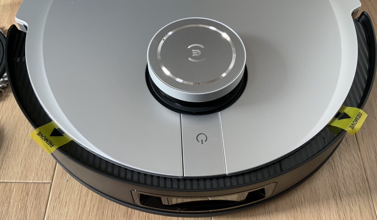 ECOVACS DEEBOT X1 OMNI フィルムを外す